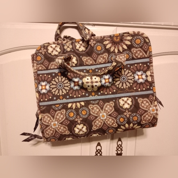 Vera Bradley hanging makeup travel   bag - Picture 3 of 11